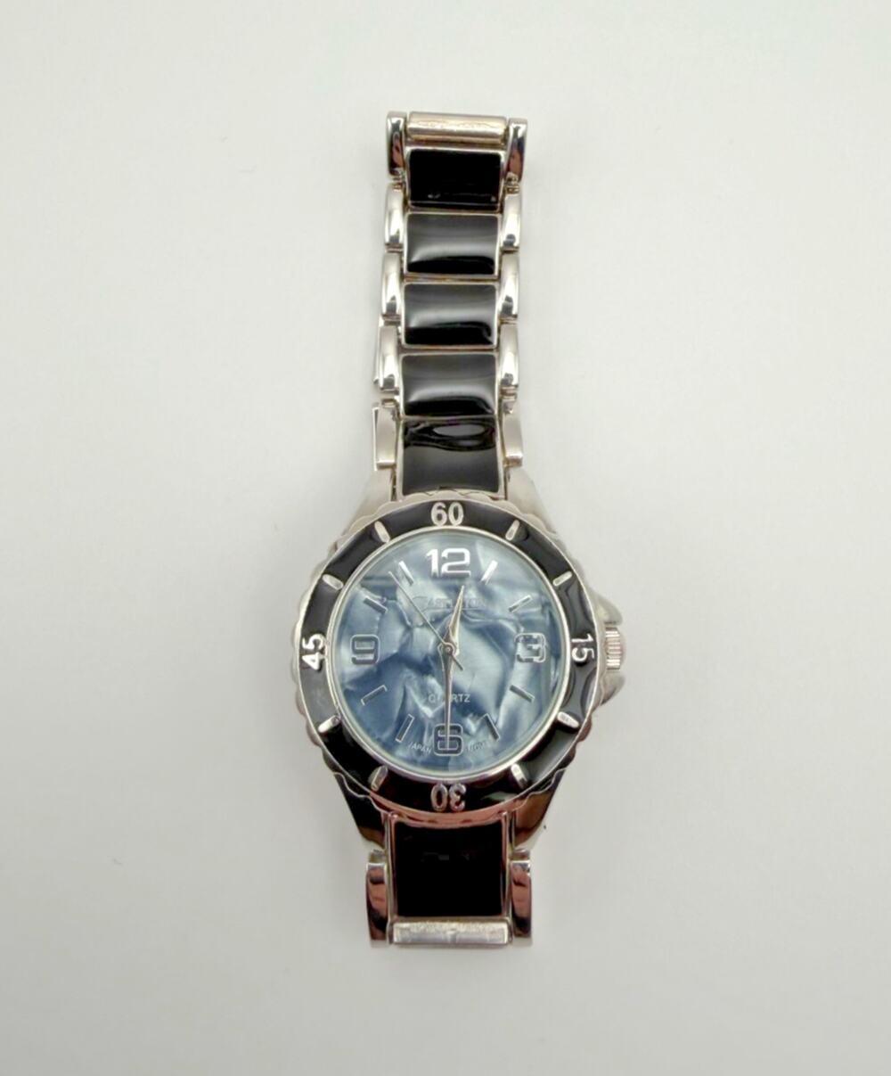 Castleton Women's Black Silver Toned Link Band Analog Watch *Working*